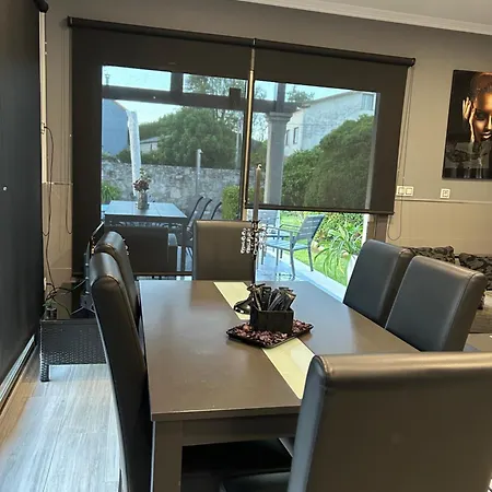 Vila A Casa Da Charca